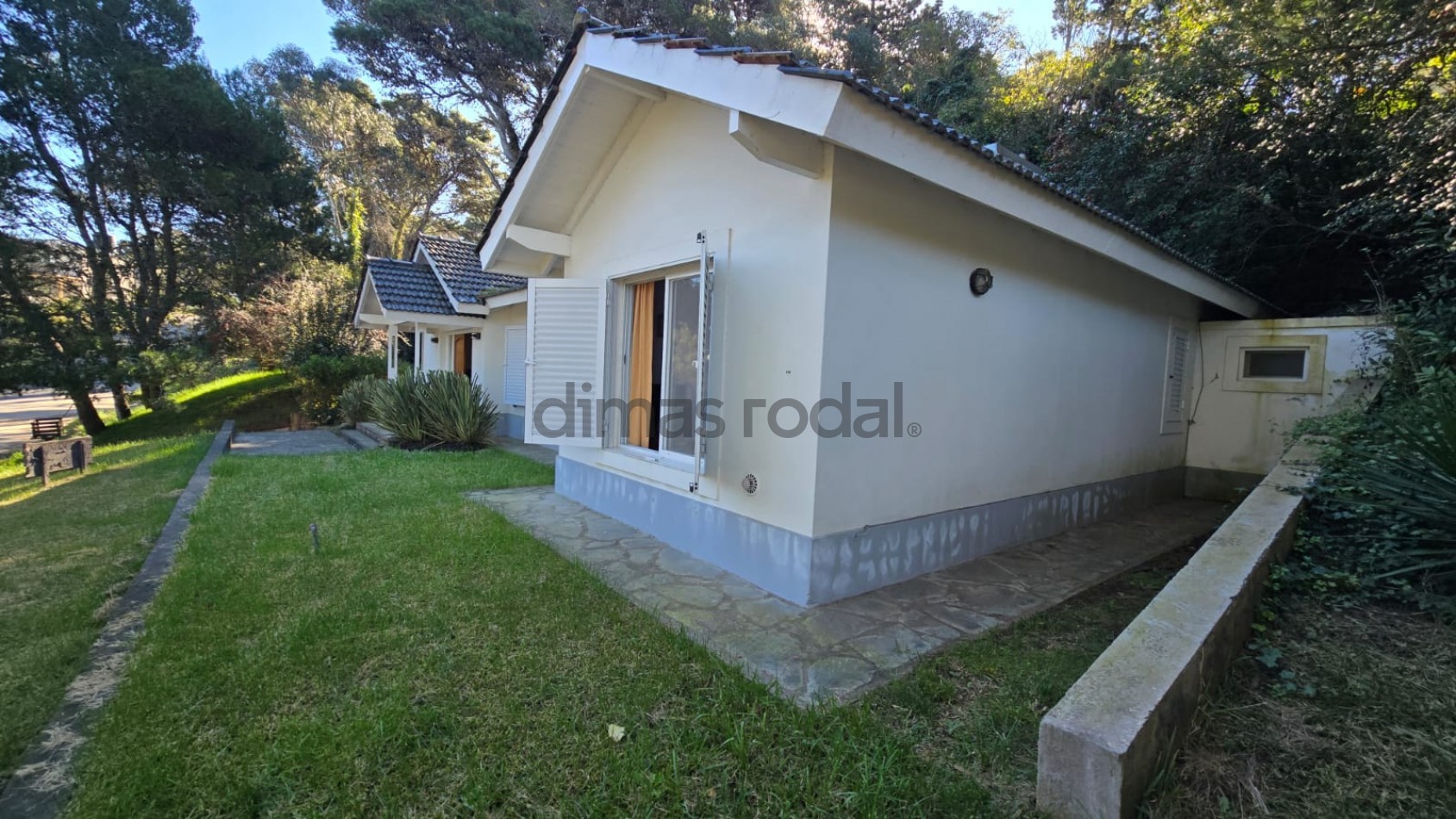 Casa de 4 ambientes en Pinamar 