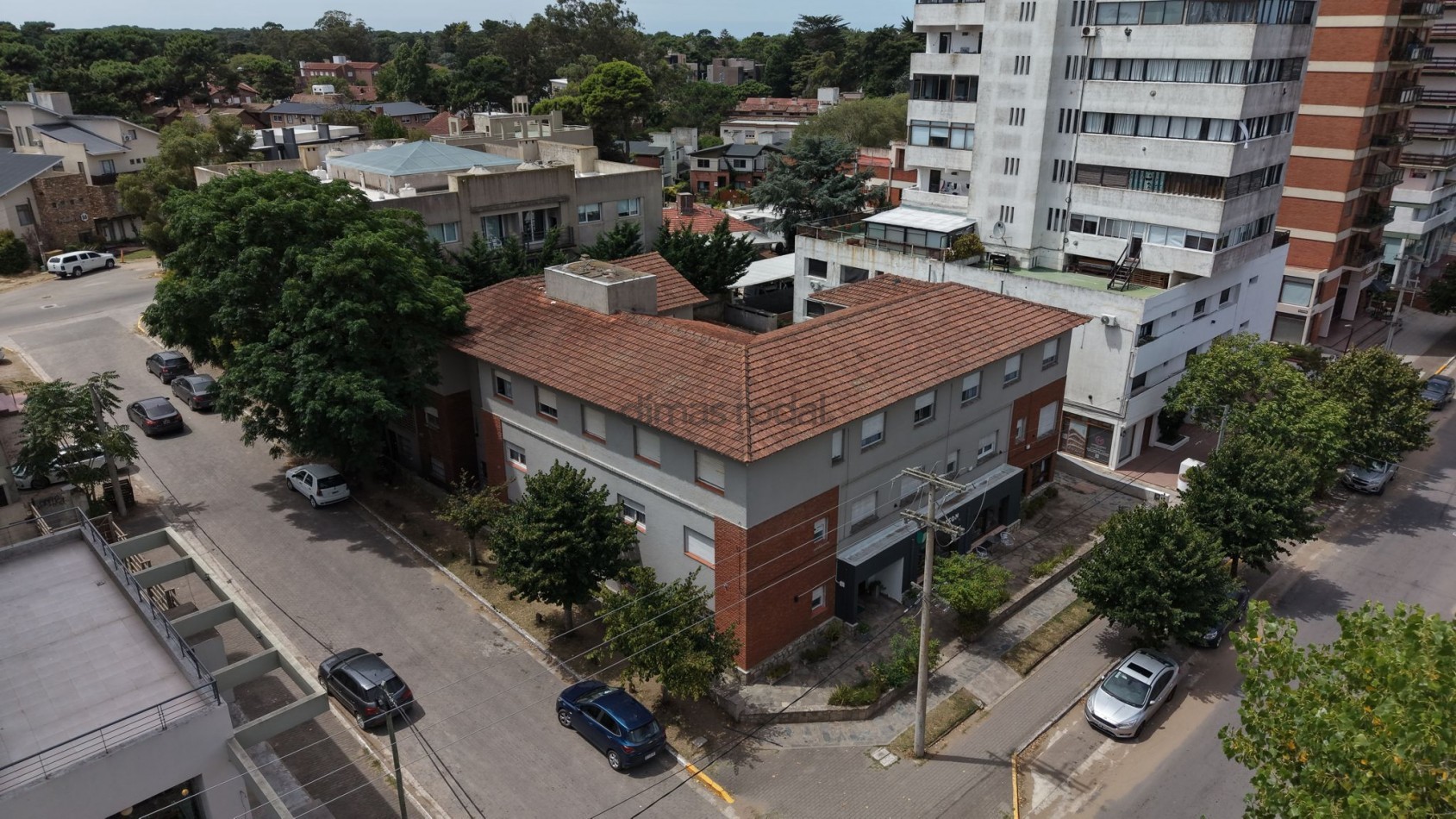 TERRENO MULTIFAMILIAR PINAMAR CENTRO