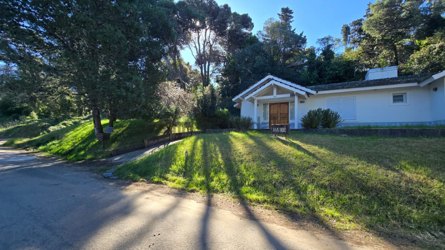 Casa de 4 ambientes en Pinamar 