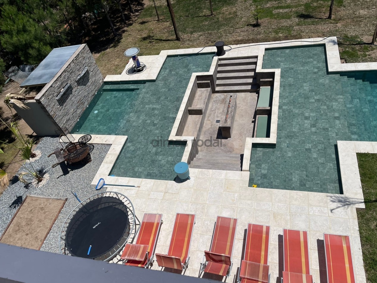 VENTA - PINAMAR - CASA EN LA HERRADURA