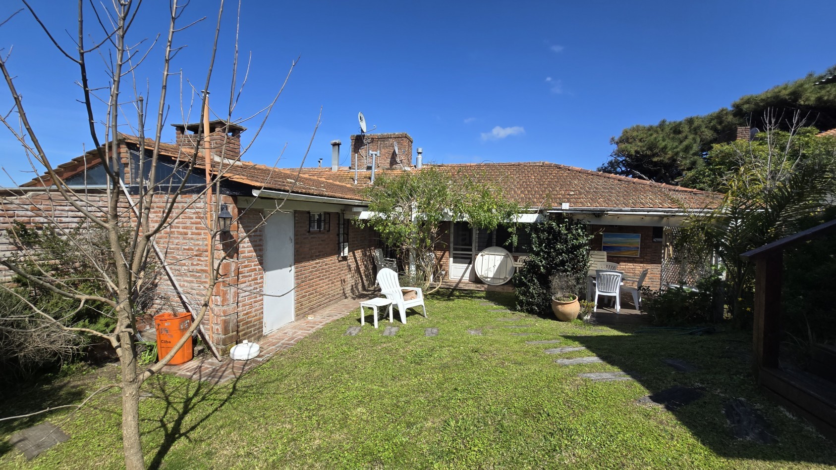 EN VENTA - PINAMAR - CASA ZONA PLAYA