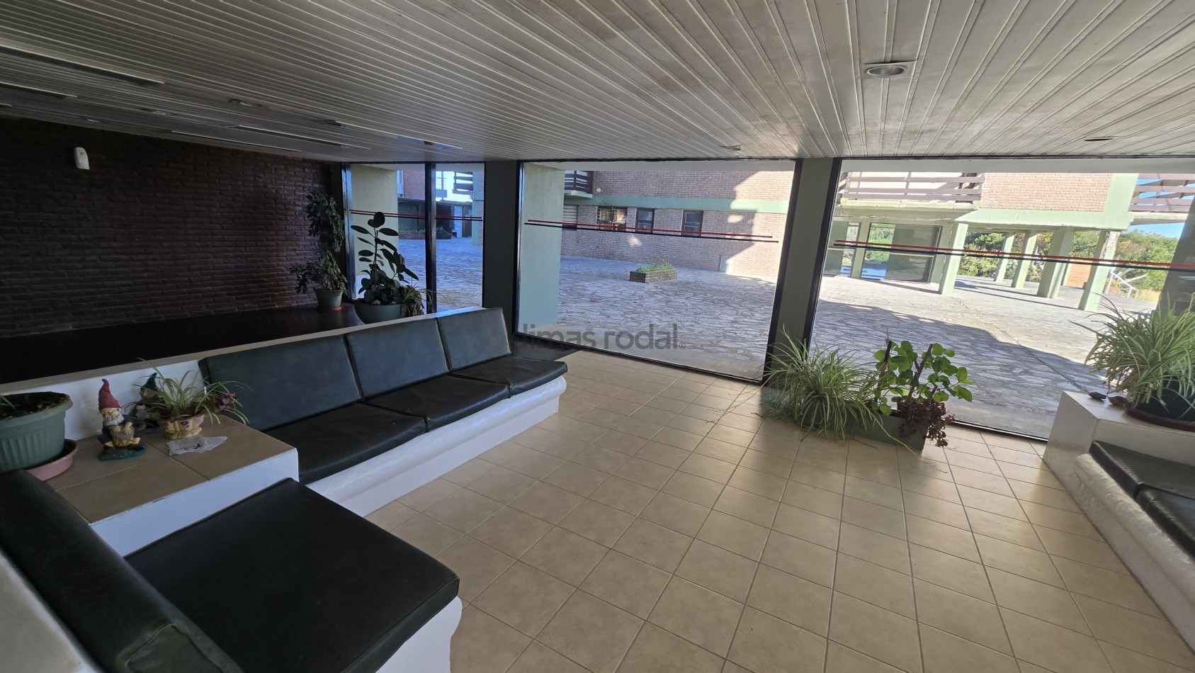 Pinamar - Venta - Departamento de 2 ambientes Zona Sur Playa