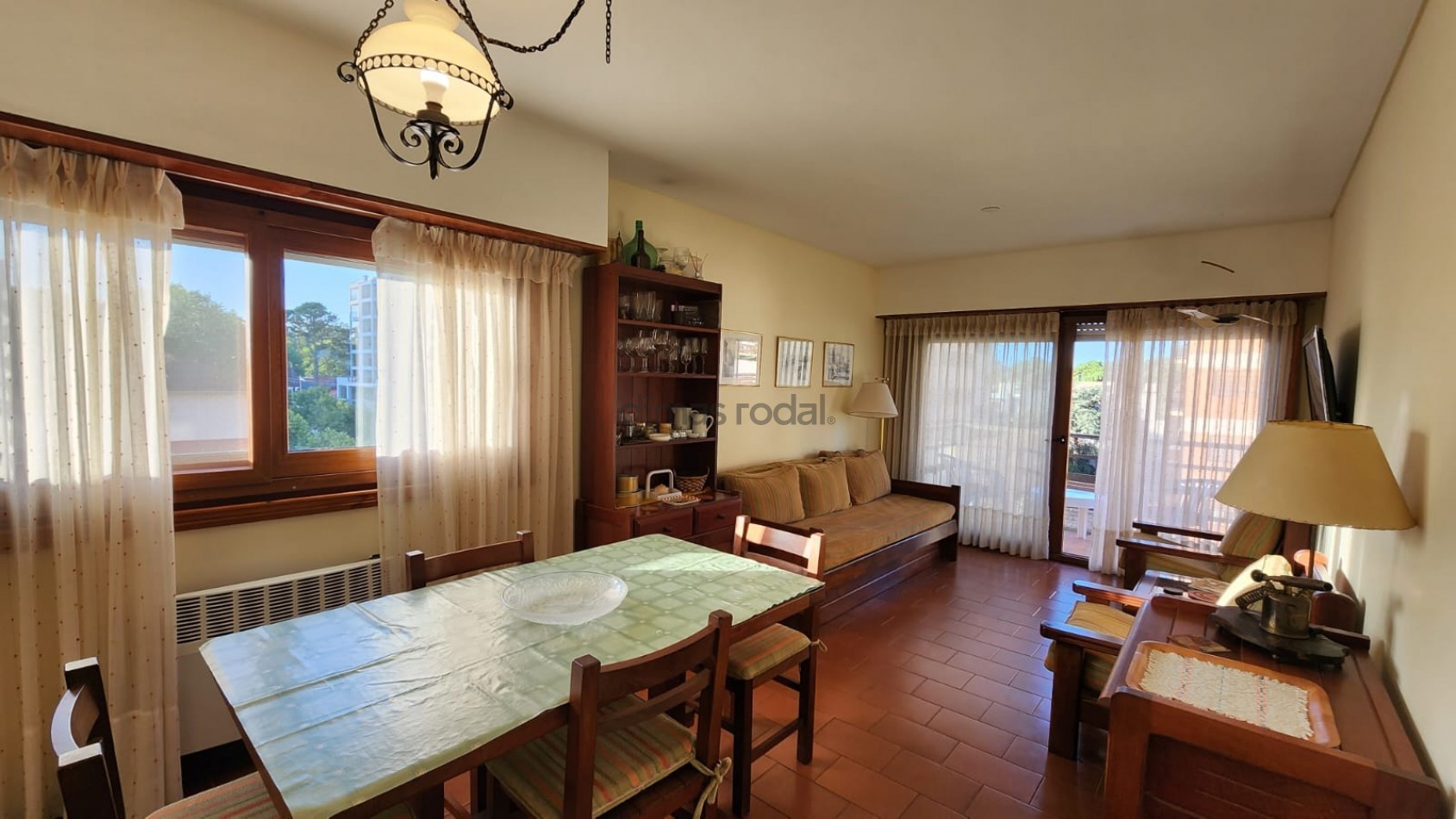 VENTA - Pinamar - Departamento de 3 ambientes Zona Centro