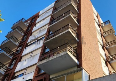 VENTA - Pinamar - Departamento de 3 ambientes Zona Centro